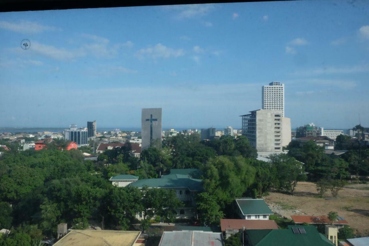 Horizons 101 - Panoramic View By St. Therese Cebu Екстер'єр фото